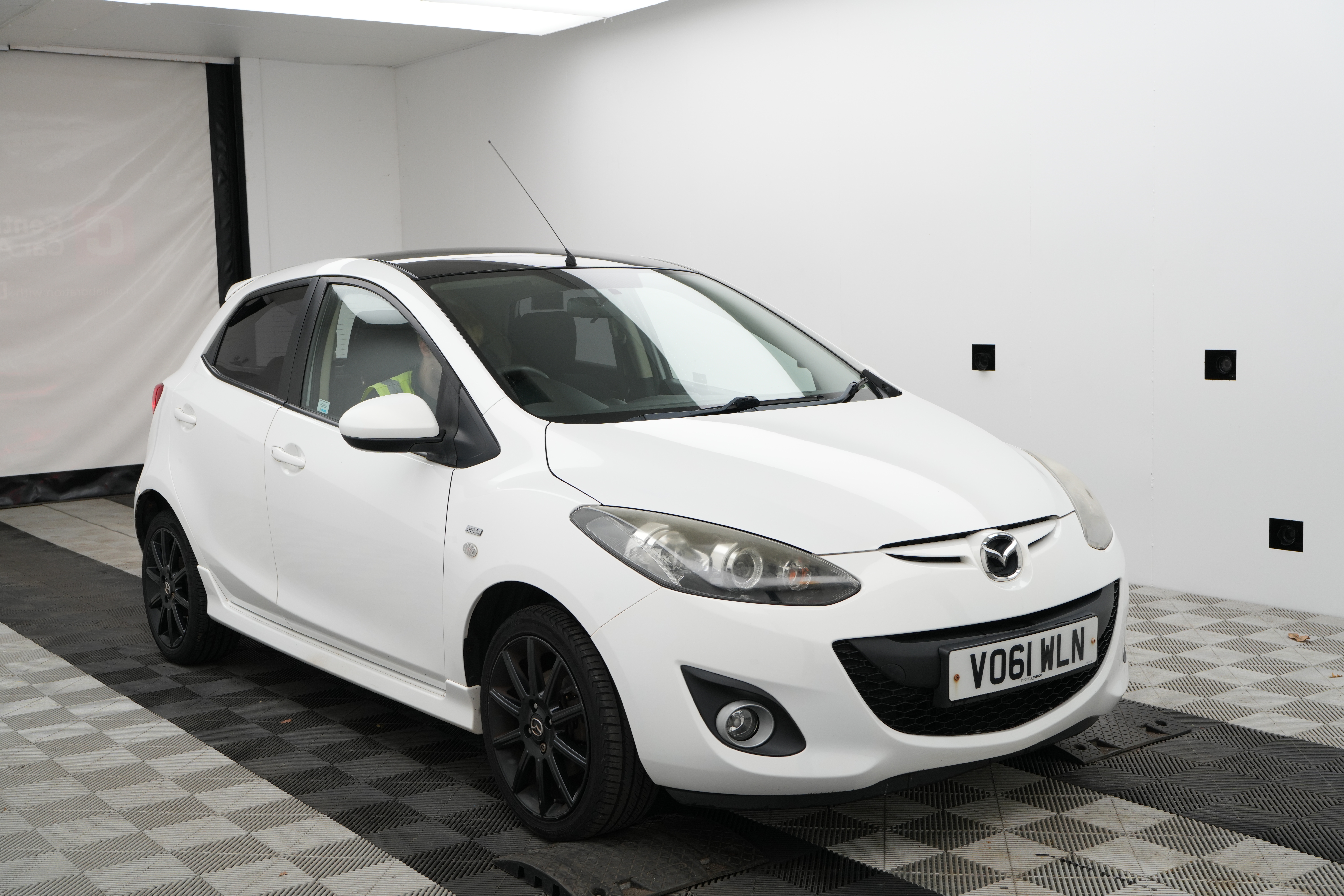 MAZDA 2 BLACK | Central Car Auctions
